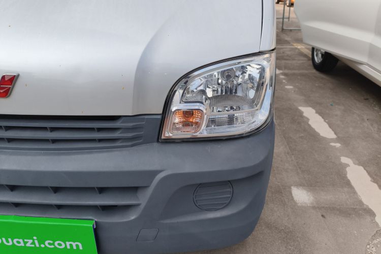 五菱汽车 五菱之光 2020款 1.2L 厢式运输车实用型 国VI 5座 LSI局部细节36