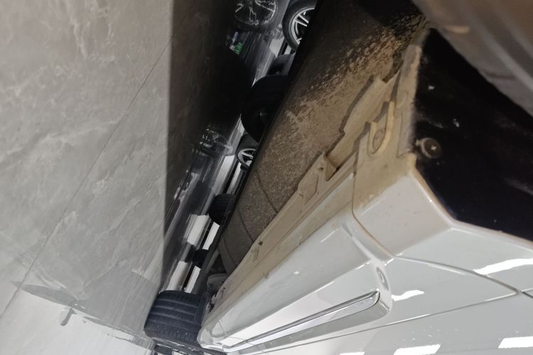 本田UR-V 2017款 370TURBO 两驱尊贵版 国V局部细节9002