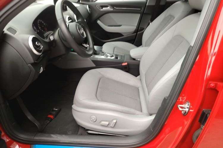 奥迪A3 2019款 Limousine 35 TFSI 时尚型 国VI中控内饰19