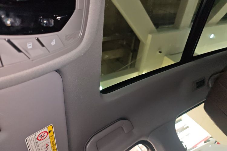 奇瑞 瑞虎8 PRO 2024款 冠军版 290T 两驱巅峰版 7座中控内饰22