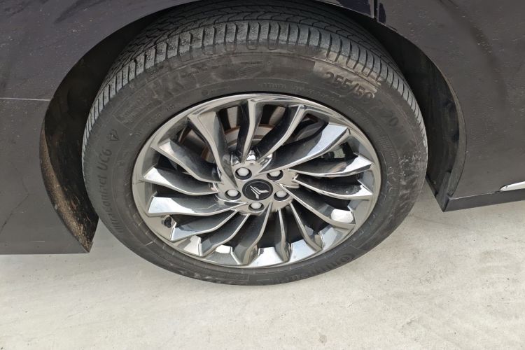 岚图汽车 岚图梦想家 2022款 低碳版 梦+智享包车身外观6008