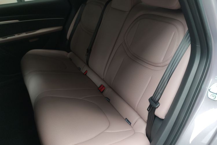 小鹏MONA M03 2025款 502 长续航 Max中控内饰21