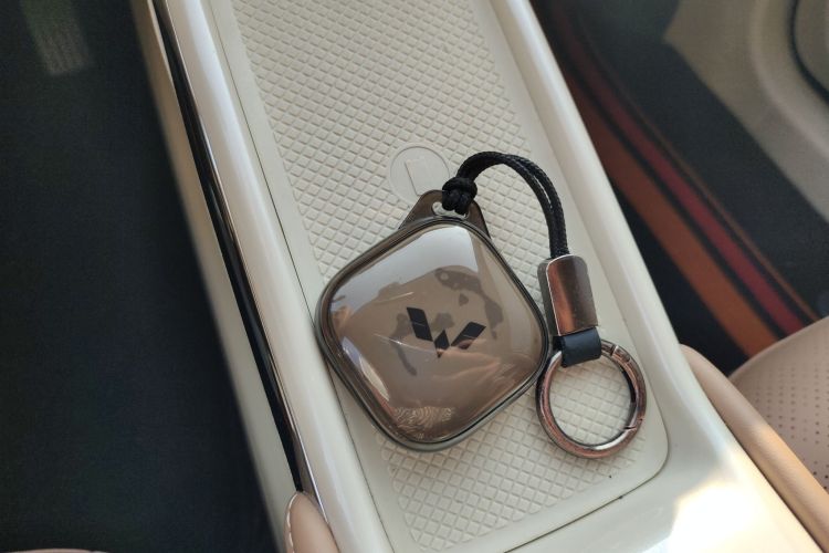 五菱汽车 五菱缤果 2025款 333km 灵犀互联款中控内饰11