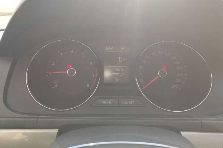 大众 朗逸 2017款 1.6L 自动舒适版中控内饰15