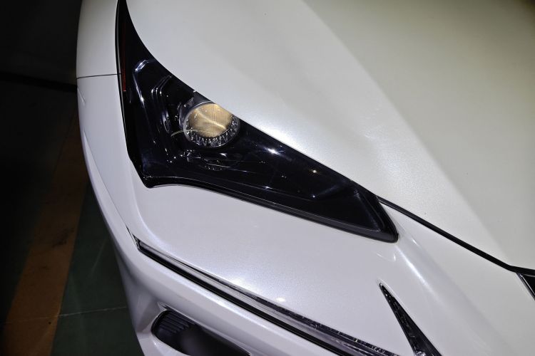 雷克萨斯NX 2017款 200 前驱 锋行版车身外观6006