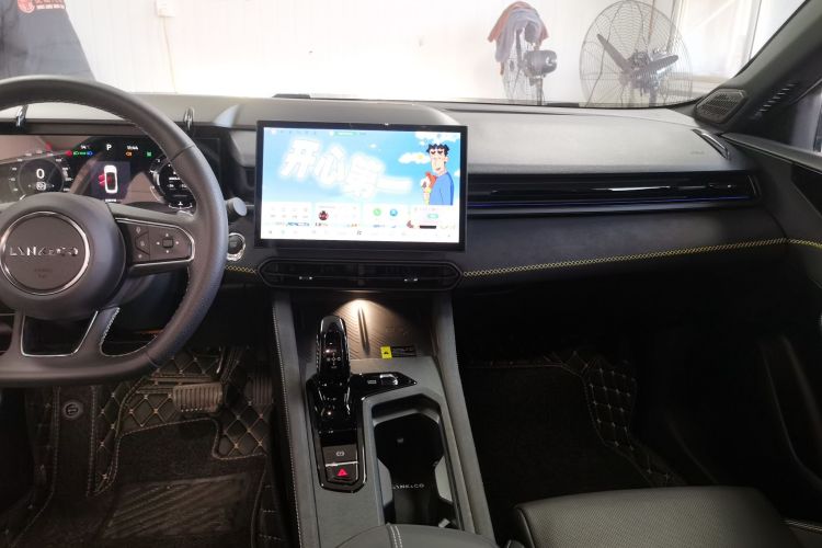 领克03 2023款 1.5TD DCT劲Pro中控内饰16