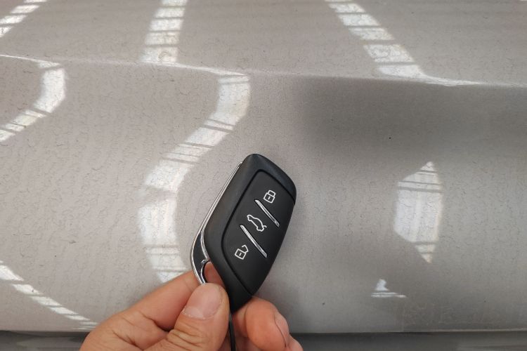 荣威RX5新能源 2023款 eRX5 超混舒享版中控内饰11