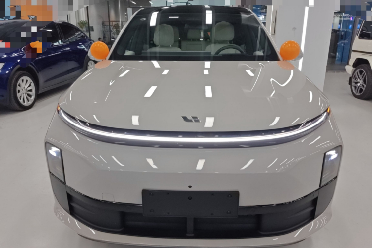 理想汽车 理想L6 2024款 Pro车身外观2