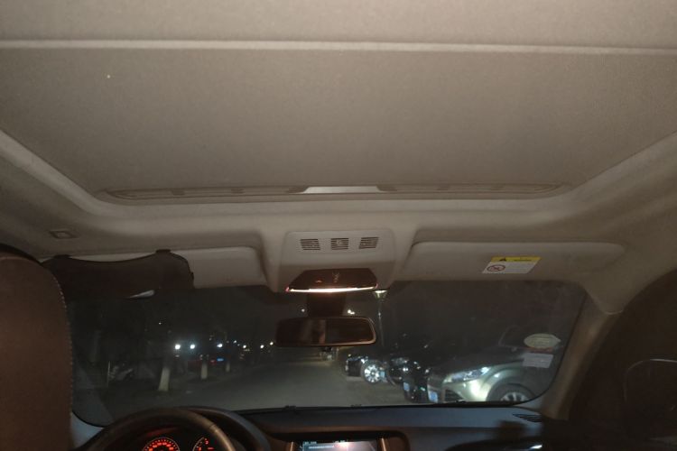 宝马X4 2014款 xDrive20i X设计套装中控内饰22