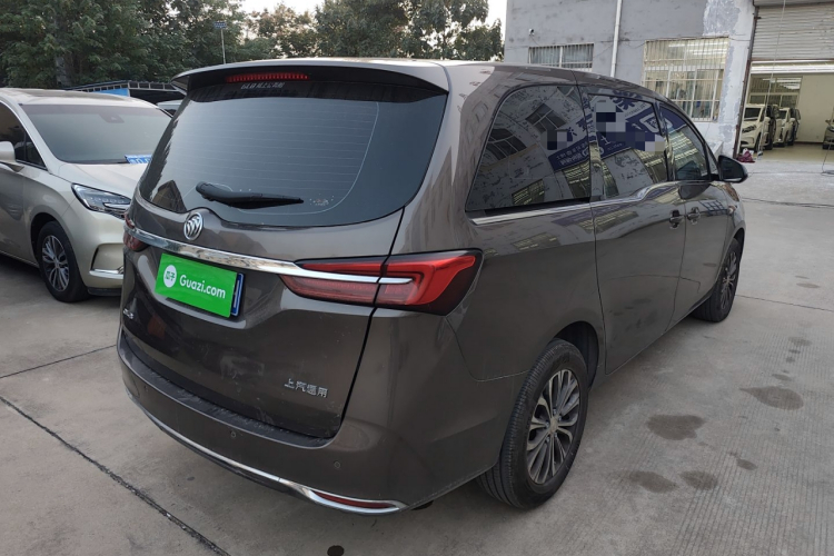 别克GL8 2021款 陆上公务舱 652T 舒适型车身外观7