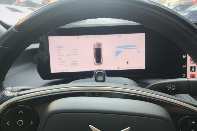 小鹏P7 2022款 625E中控内饰14
