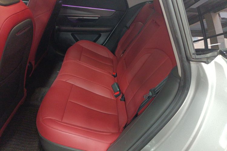 小鹏P7 2023款 P7i 610 Max 性能版中控内饰21