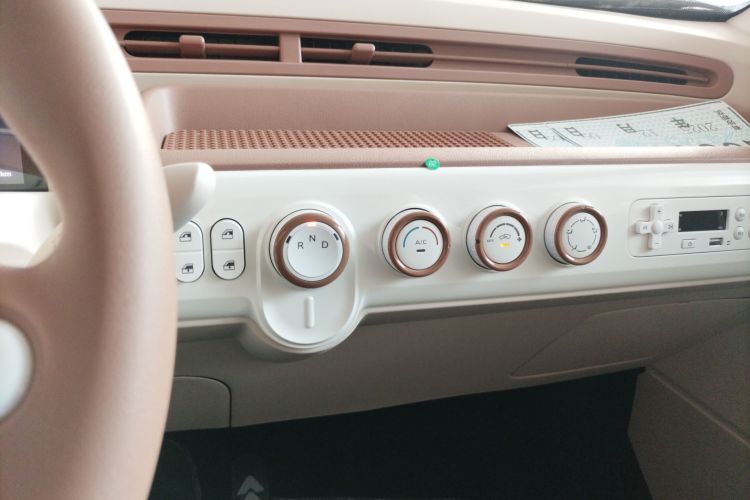 奔腾小马 2026款 222km 萌趣马 Plus中控内饰16