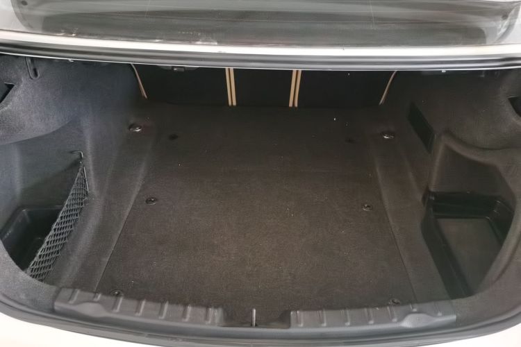 宝马3系 2014款 320Li 时尚型中控内饰23