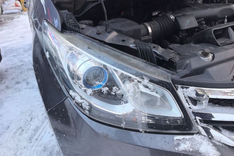 上汽大通MAXUS 大通G10 2018款 PLUS 2.0T 自动精英版车身外观8