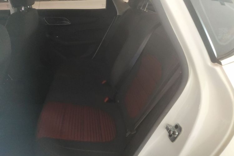 名爵 MG6 2020款 1.5T 自动领潮风尚版中控内饰21