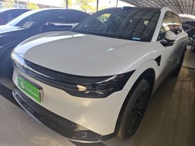 极氪7X 2025款 75kWh 后驱智驾版