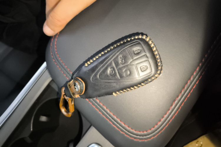 长安UNI-T 2020款 1.5T 旗舰型中控内饰7001