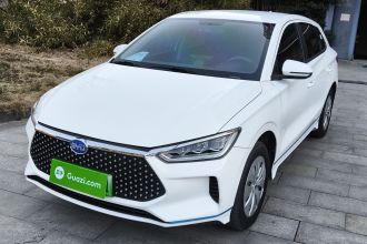 比亚迪e2 2020款 升级版 标准续航版 标准型