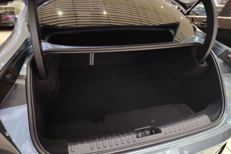 领克07 2024款 EM-P 126长续航 Ultra机舱底盘23