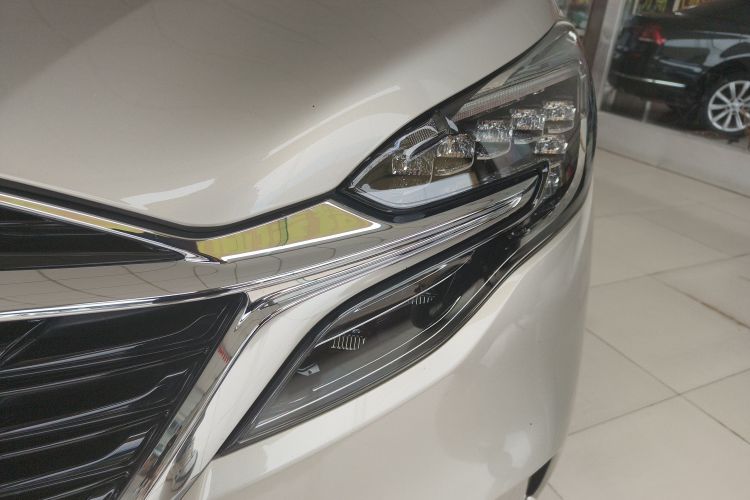 别克GL8 2021款 ES陆尊 653T 豪华型车身外观36