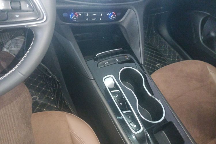 别克 君威 2023款 552T 智享型局部细节18