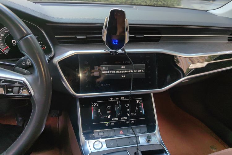 奥迪A6L 2019款 40 TFSI 豪华致雅型中控内饰16