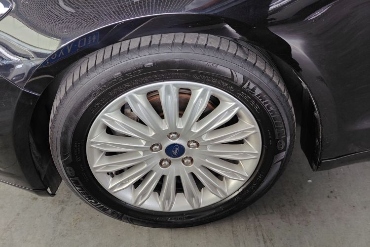 福特 蒙迪欧 2013款 2.0L GTDi200豪华型车身外观6007