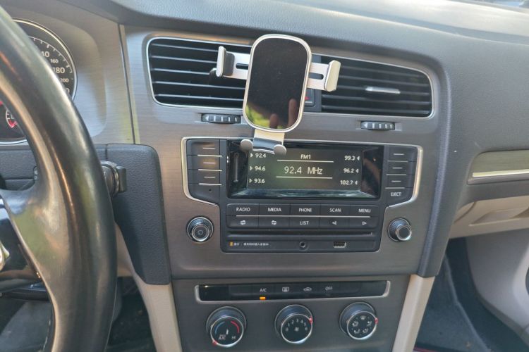 大众 高尔夫 2014款 1.4TSI 手动舒适型中控内饰16