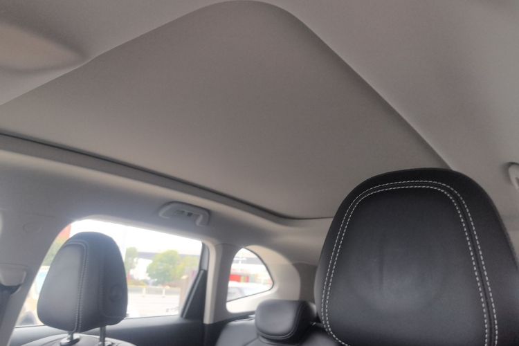 哈弗H6 2021款 第三代 1.5T 自动两驱Supreme中控内饰22