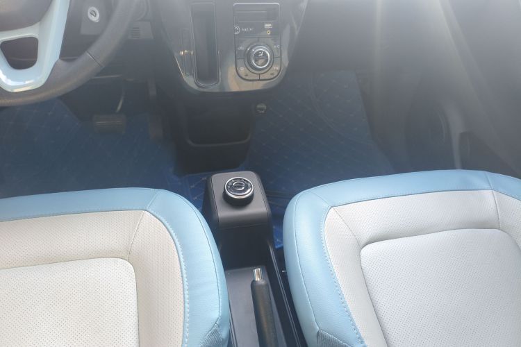 凌宝汽车 凌宝BOX 2022款 卓文君版局部细节18