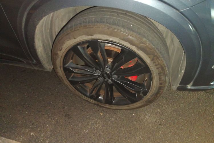 吉利汽车 星越 2020款 高能版 350T 驭星者AWD车身外观10