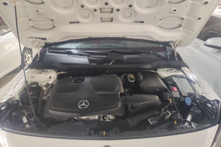 奔驰GLA 2018款 GLA 200 时尚型局部细节24