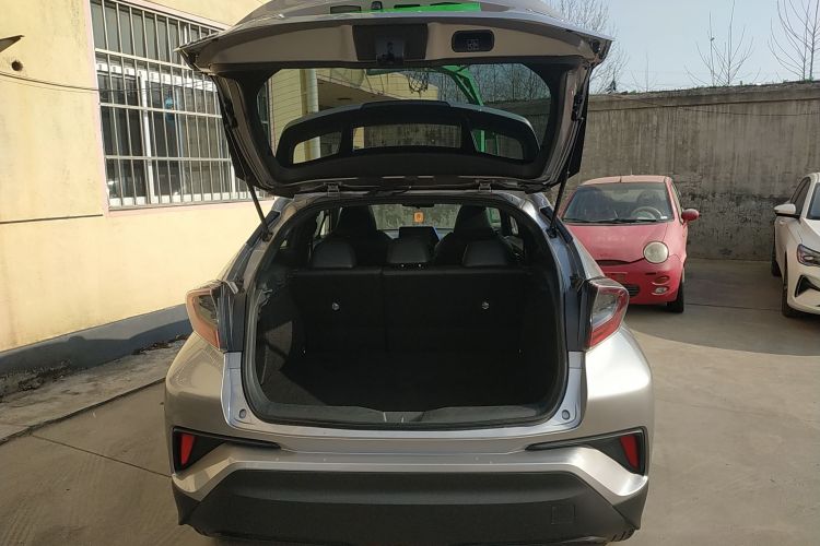 丰田 奕泽IZOA 2020款 2.0L 奕驰版局部细节23