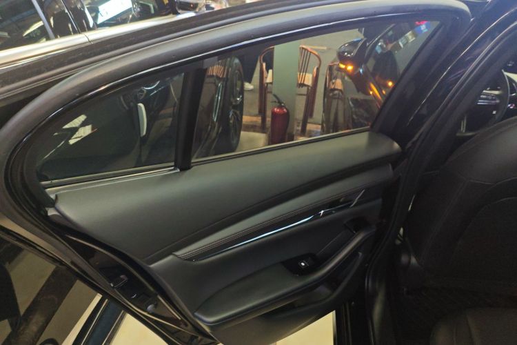 马自达3 昂克赛拉 2023款 2.0L 自动质雅版中控内饰7008