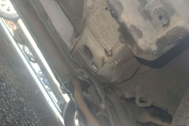 丰田 YARiS L 致炫 2017款 1.5G CVT劲速天窗升级版局部细节9001