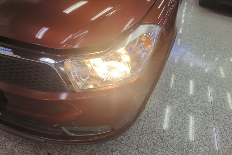 铃木 天语 SX4 2013款 1.6L 自动酷锐型局部细节36