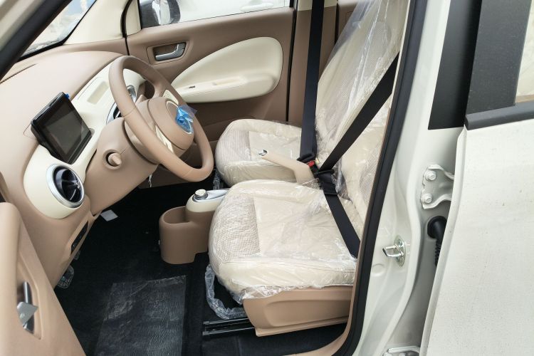 五菱汽车 宏光MINIEV 2025款 四门版 进阶款中控内饰19