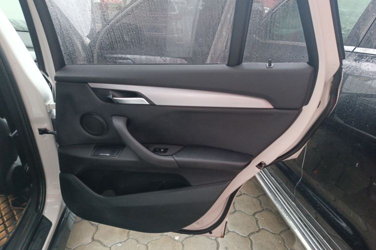 宝马X1 2016款 sDrive18Li 时尚型中控内饰45