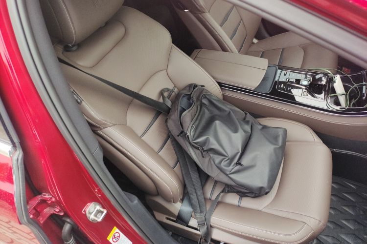 比亚迪 汉 2021款 EV 标准续航版豪华型局部细节41