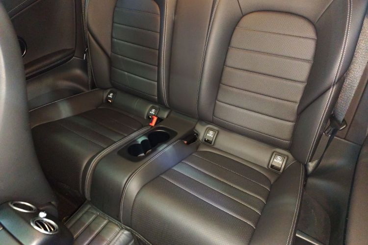 奔驰C级(进口) 2021款 C 200 轿跑车中控内饰7004