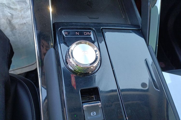 哈弗H6 2021款 第三代 2.0T 自动两驱Max中控内饰18