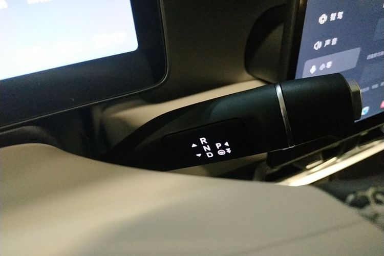 零跑汽车 零跑B10 2025款 510悦享版局部细节18