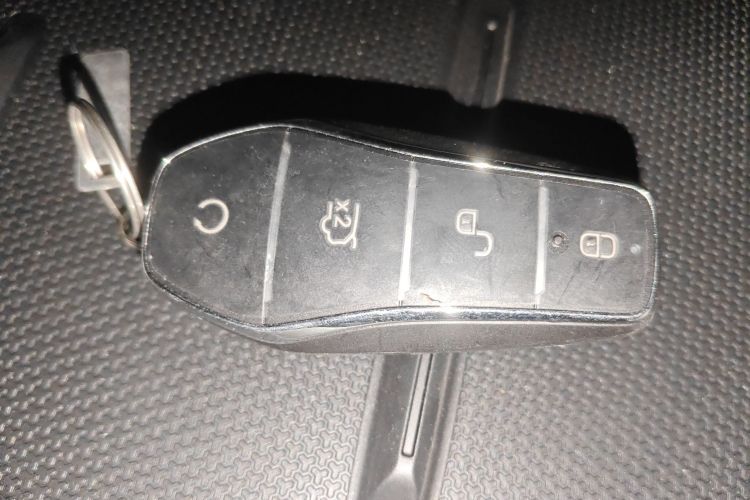 比亚迪 秦PLUS 2025款 DM-i 智驾版 55KM领先型中控内饰11