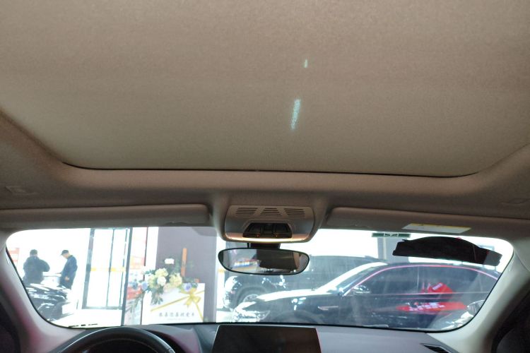 宝马X2 2023款 sDrive25i M运动曜夜版中控内饰22