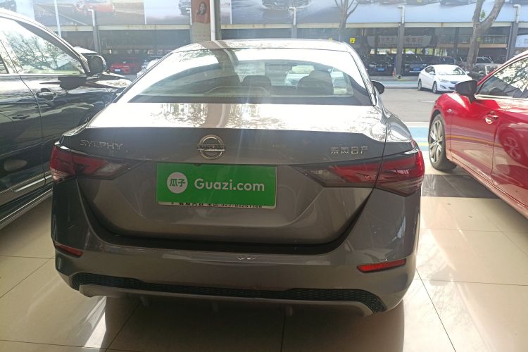 日产 轩逸 2022款 1.6L XL CVT悦享版车身外观6