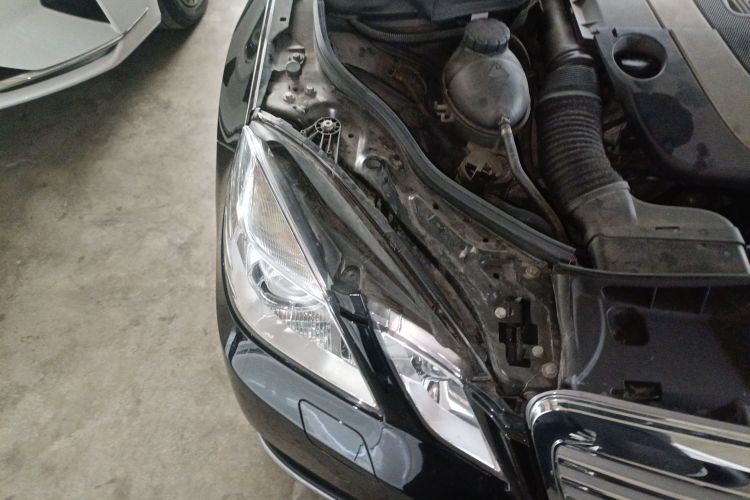 奔驰E级(进口) 2009款 E 300 优雅型车身外观6006