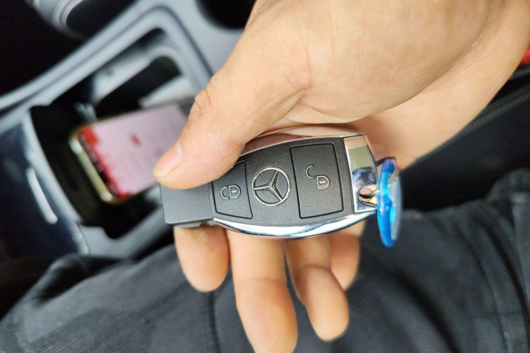 奔驰GLA 2016款 GLA 200 时尚型中控内饰7001