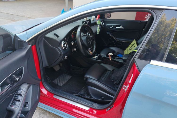 奔驰CLA 2018款 CLA 200 时尚型中控内饰20