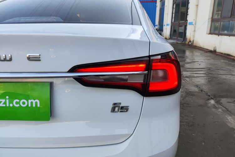 荣威i5 2019款 1.5L 手动4G互联朗豪版车身外观9